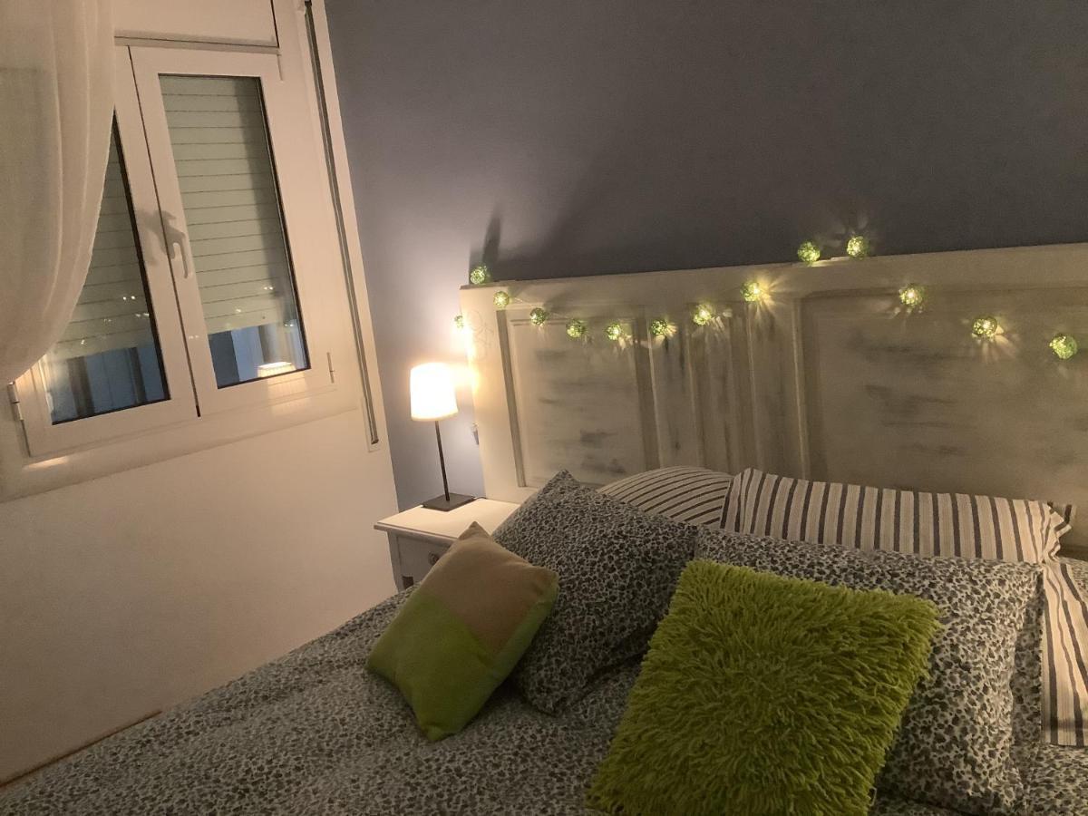 Fonoll Mari - Roses Far Apartment Ngoại thất bức ảnh
